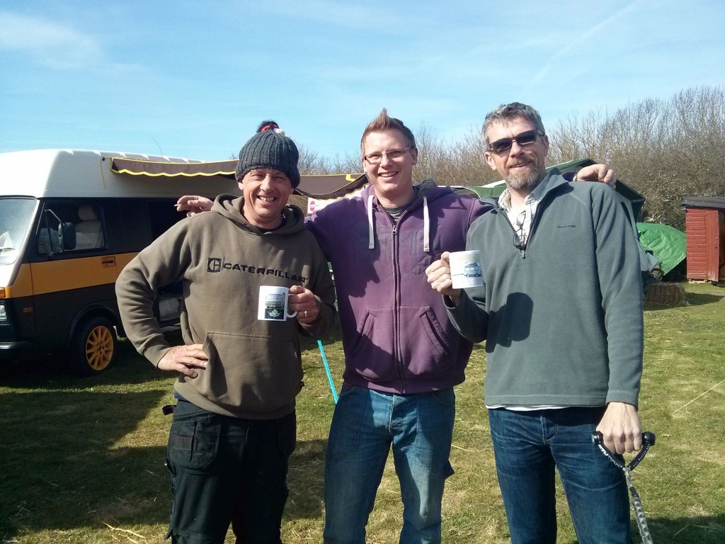 Simon Evans and a couple of personalised mugs!!